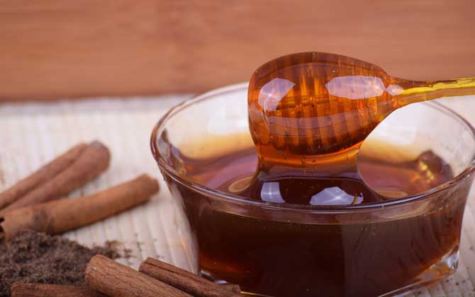 正宗蜂蜜價(jià)格多少錢一斤? 蜂蜜價(jià)格