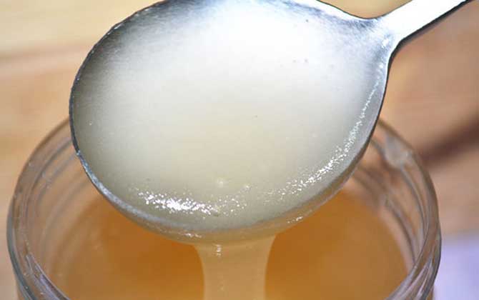 蜂蜜不能和什么一起吃?央視已經辟謠,所有的食物相克都是謠言! 蜂蜜