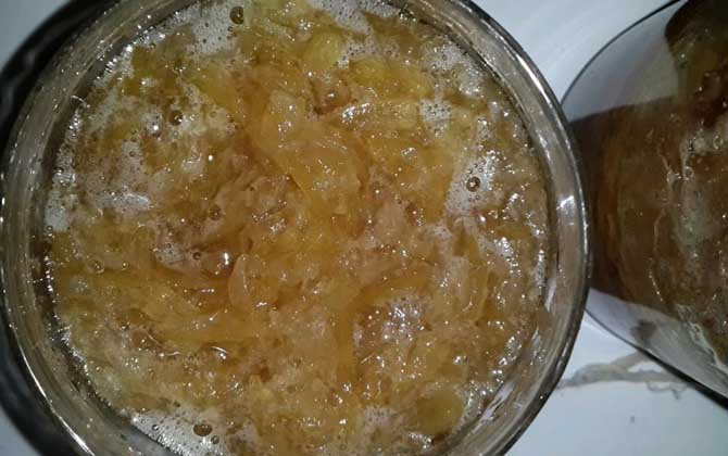 蜂蜜柚子茶怎么做?實際上做法很簡單,像這樣做基本都能做出來! 蜂蜜柚子茶