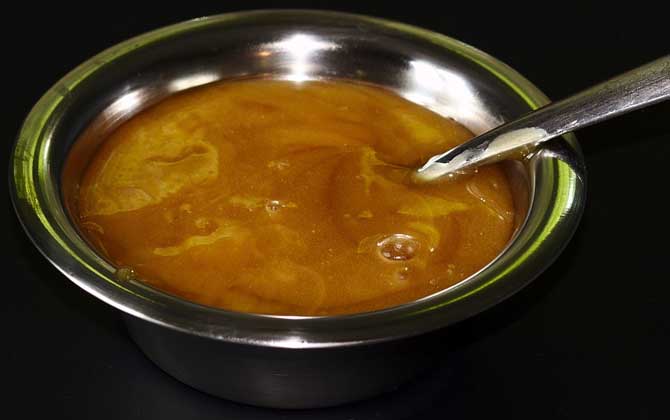 百花蜜的功效與作用有哪些?不但能增強(qiáng)體質(zhì),而且還能美容養(yǎng)顏! 百花蜜