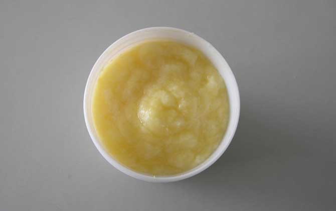 蜂王漿的保質(zhì)期是多久?常溫下3天就會變質(zhì),冷凍后能保存兩年! 蜂王漿