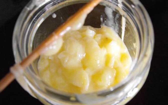 女人長(zhǎng)期吃蜂王漿好嗎?這5個(gè)好處,只有吃蜂王漿的女人知道! 蜂王漿