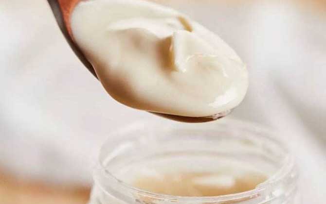 東北黑蜂雪蜜多少錢一斤? 東北黑蜂雪蜜