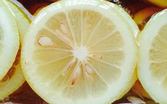 檸檬蜂蜜水什么時候喝最好? 檸檬蜂蜜水