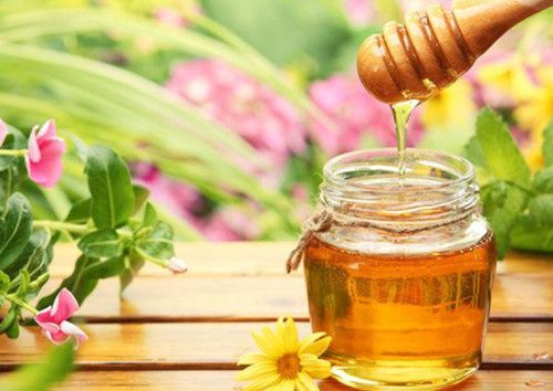 東北黑蜂椴樹(shù)雪蜜產(chǎn)婦能吃嗎(椴樹(shù)蜜月子里能吃嗎) 東北黑蜂椴樹(shù)雪蜜產(chǎn)婦能吃嗎(椴樹(shù)蜜月子里能吃嗎)