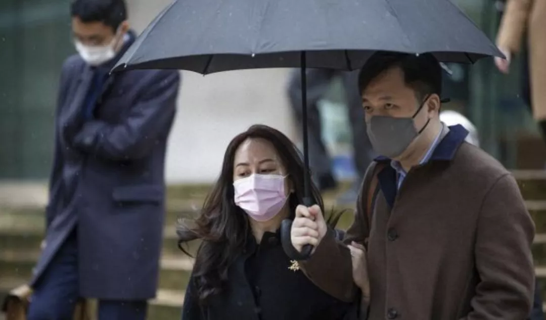 孟晚舟回國(guó)24小時(shí)后，她背后的男人火了