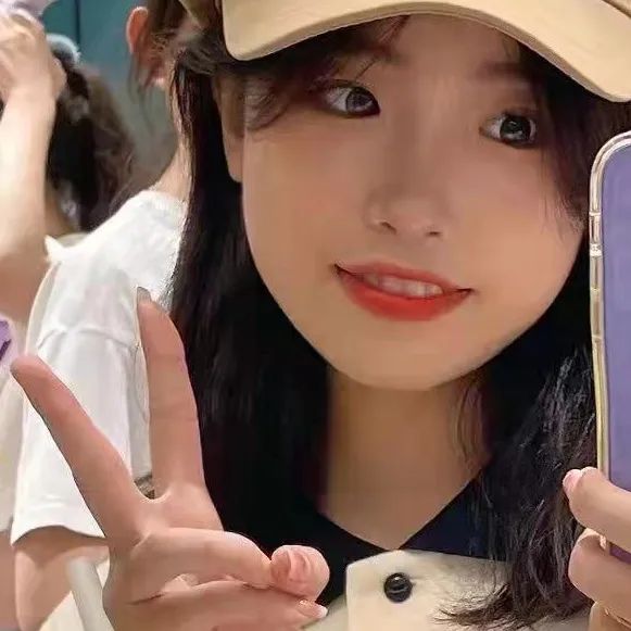 高中同班，大學同寢，緣分啊