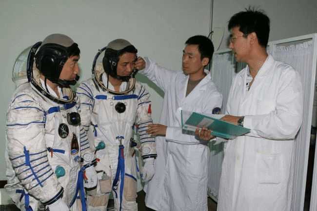 航天員返回后要隔離14天，太空也有病毒嗎？航天員醫學隔離為哪般