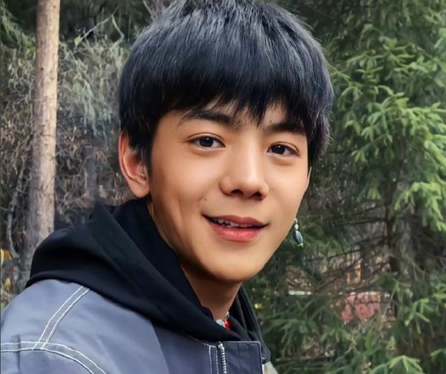 為什么演員的門檻越來越低 誰都能做演員?現(xiàn)在演員門檻這么低?