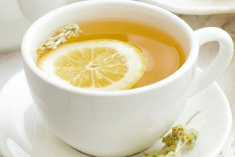 睡前喝檸檬蜂蜜水好嗎(晚上睡覺前喝檸檬蜂蜜水有什么好處) 睡前喝檸檬蜂蜜水好嗎(晚上睡覺前喝檸檬蜂蜜水有什么好處)