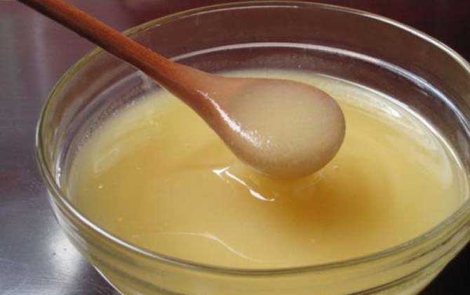 蜂王漿是哪種蜜蜂吃的(蜂王漿的營養價值) 蜂王漿是哪種蜜蜂吃的(蜂王漿的營養價值)