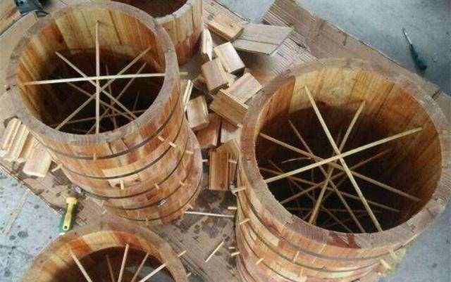 中蜂格子箱規(guī)格及尺寸(格子蜂箱的標(biāo)準(zhǔn)尺寸與優(yōu)缺點(diǎn)) 中蜂格子箱規(guī)格及尺寸(格子蜂箱的標(biāo)準(zhǔn)尺寸與優(yōu)缺點(diǎn))