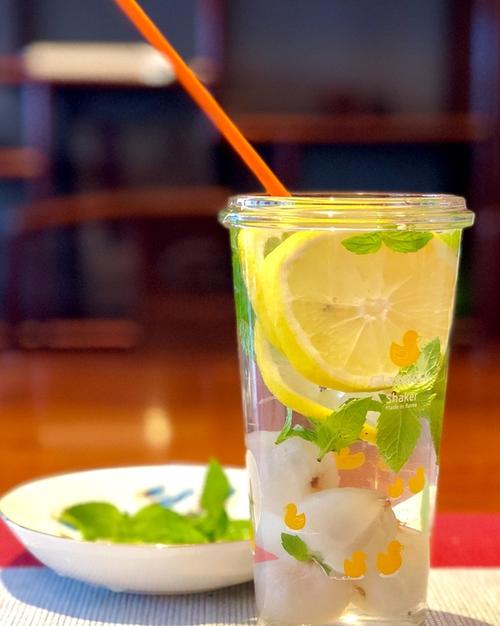 男性喝龍眼蜜還是荔枝蜜好(龍眼蜜和荔枝蜜的功效) 男性喝龍眼蜜還是荔枝蜜好(龍眼蜜和荔枝蜜的功效)