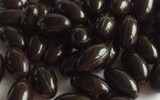 女性經(jīng)常吃蜂膠的害處，容易發(fā)生過敏，還可能引起內分泌失調！